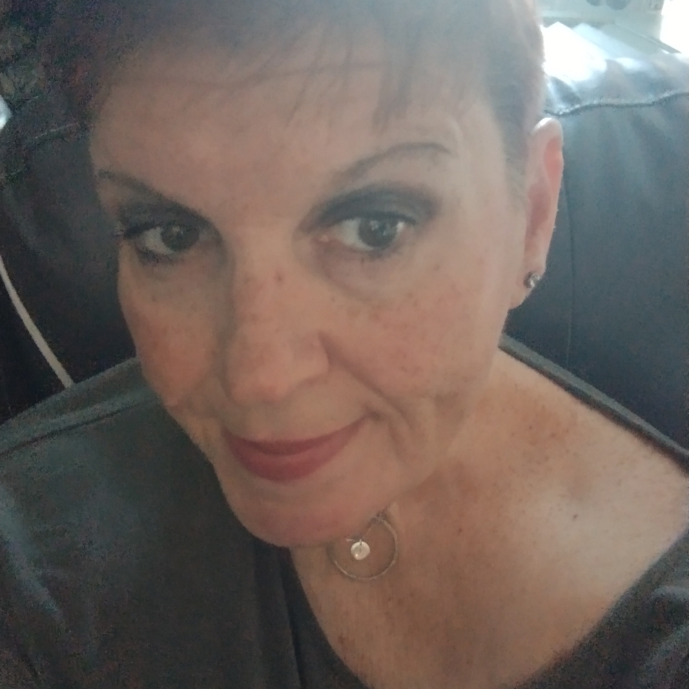 Meet your Posher, Joy